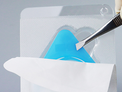 外包裝凹槽設(shè)計(jì)，更方便取用